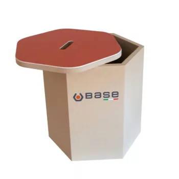 Base Fapép anyagú tárolóval ellátott szék